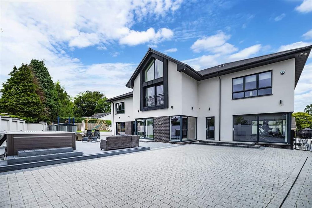 Slide of W&B Construction and Remodeling