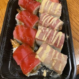Carolina Roll & Yellowtail Special Roll