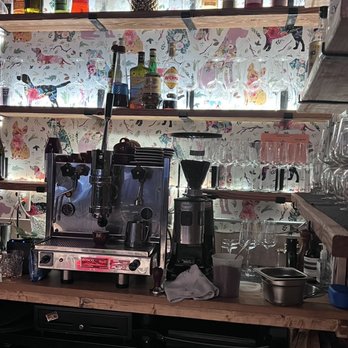 Bird Dog - Behind the bar - Southern Near Me - New York, New York