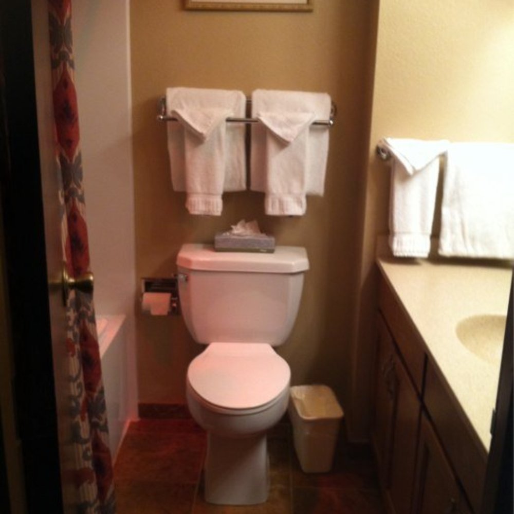 Falcon Point by East West Hospitality - Bathroom - Hotels Near Me - Avon, Colorado