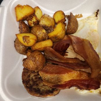 Barbara's Family Restaurant - American Near Me - Ruskin, Florida
