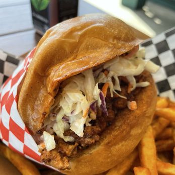 The Islands Golf Center - BBQ Chicken Sandwich (TikTok: @justandyvu) - Golf Near Me - Anaheim, California