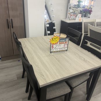 De Leon Furniture - Dining room table - Furniture Stores Near Me - Colton, California De Leon Furniture - Dining room table - Furniture Stores Near Me - Colton, California