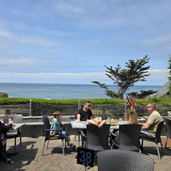 Moss Beach Distillery - Patio view. - Seafood Near Me - Moss Beach, California