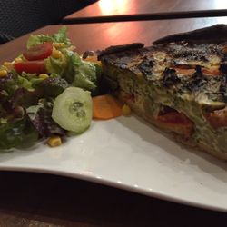Chez Axelle - Quiche et sa salade