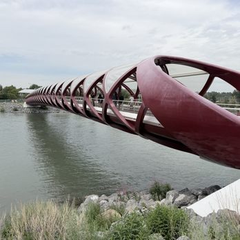 Toonie Tours - Calgary - Walking Tours Near Me Toonie Tours - Calgary - Walking Tours Near Me