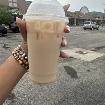Thee Old Fashioned Gentleman - Chai latte - Coffee & Tea Near Me - Utica, Michigan Thee Old Fashioned Gentleman - Chai latte - Coffee & Tea Near Me - Utica, Michigan