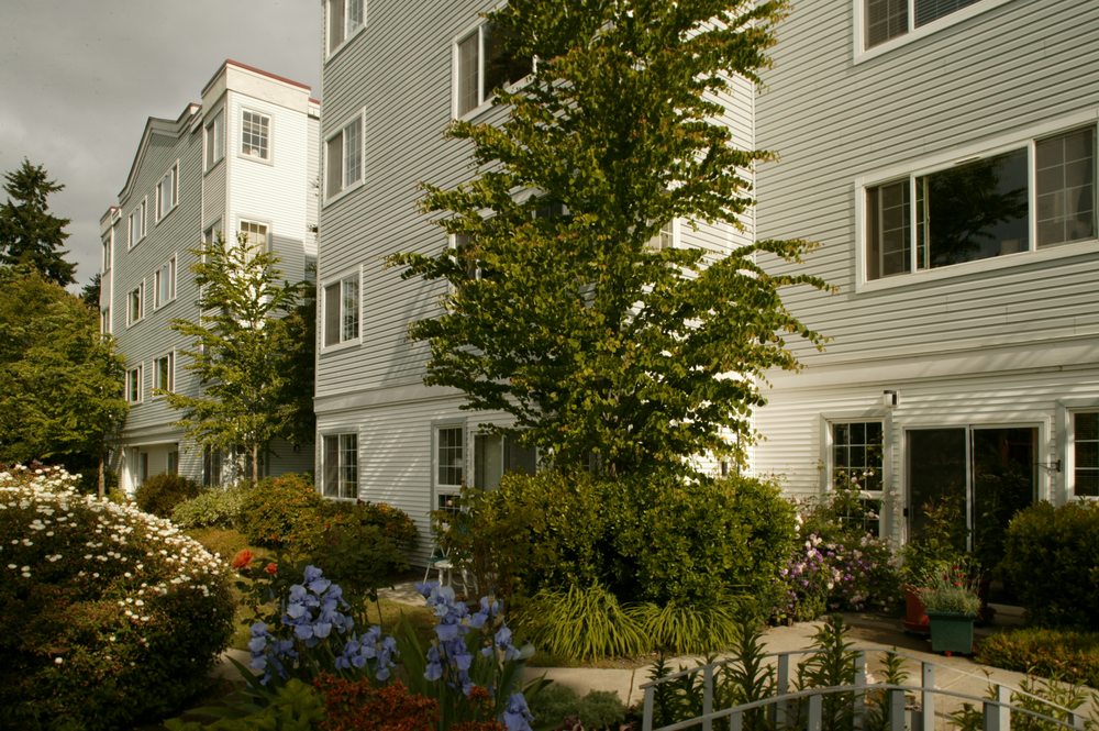 WINSLOW MANOR APARTMENTS Request Information 234 Wood Ave SW