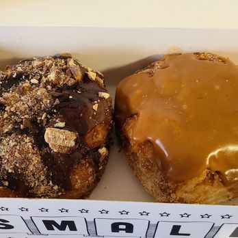 Parlor Doughnuts - Donuts Near Me - Rolling Meadows, Illinois Parlor Doughnuts - Donuts Near Me - Rolling Meadows, Illinois