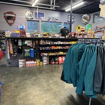 Fontana Pitstop - Souvenirs - Gas Stations Near Me - Fontana Dam, North Carolina Fontana Pitstop - Souvenirs - Gas Stations Near Me - Fontana Dam, North Carolina