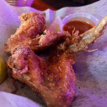 Escala - HH chicken wings - Colombian Near Me - Los Angeles, California Escala - HH chicken wings - Colombian Near Me - Los Angeles, California