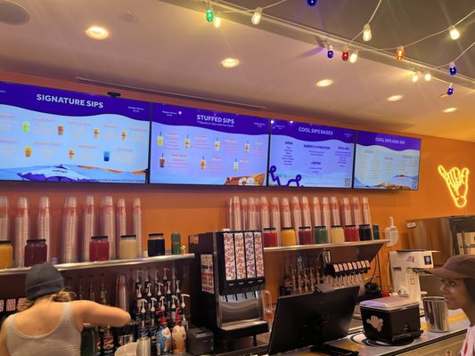 Cool Sips - Rock Center by null