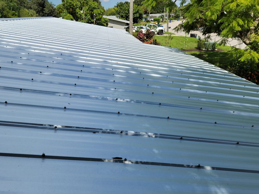 Slide of D&J Roofing and Construction