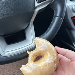 Billy's Donuts - Glazed donut