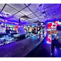 Historic scotty's Bar & Pizza . 3921 S Clement Ave, Milwaukee, WI Cool!