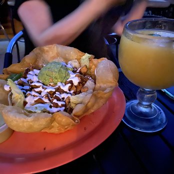 El Guapo's - Mango Margarita and Tostada Salad - Mexican Near Me - Campbell, California El Guapo's - Mango Margarita and Tostada Salad - Mexican Near Me - Campbell, California