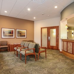 The Center for Periodontics and Dental Implants - Our lobby is comfortable and offers a wide selection of free coffee and tea from our Keurig as well as free, ice cold bottles of water.