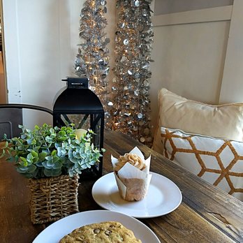Sweet Tweets Bakery - Coffee & Tea Near Me - Eagle Pass, Texas