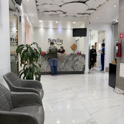 Smile Tijuana Dentist - Waiting area
