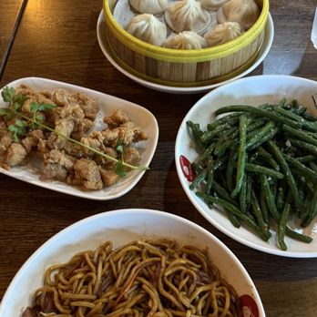 88 BaoBao - F1. Shanghai Style Vegetable Chow Mein A6. Popcorn Chicken F4. Sauteed Garlic Green Beans S1. Pork XiaoLongBao (8) - Chinese Near Me - Tulsa, Oklahoma