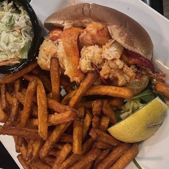Hooked Seafood Restaurant - Lobster roll and sweet potato fries - Seafood Near Me - Manchester, New Hampshire Hooked Seafood Restaurant - Lobster roll and sweet potato fries - Seafood Near Me - Manchester, New Hampshire