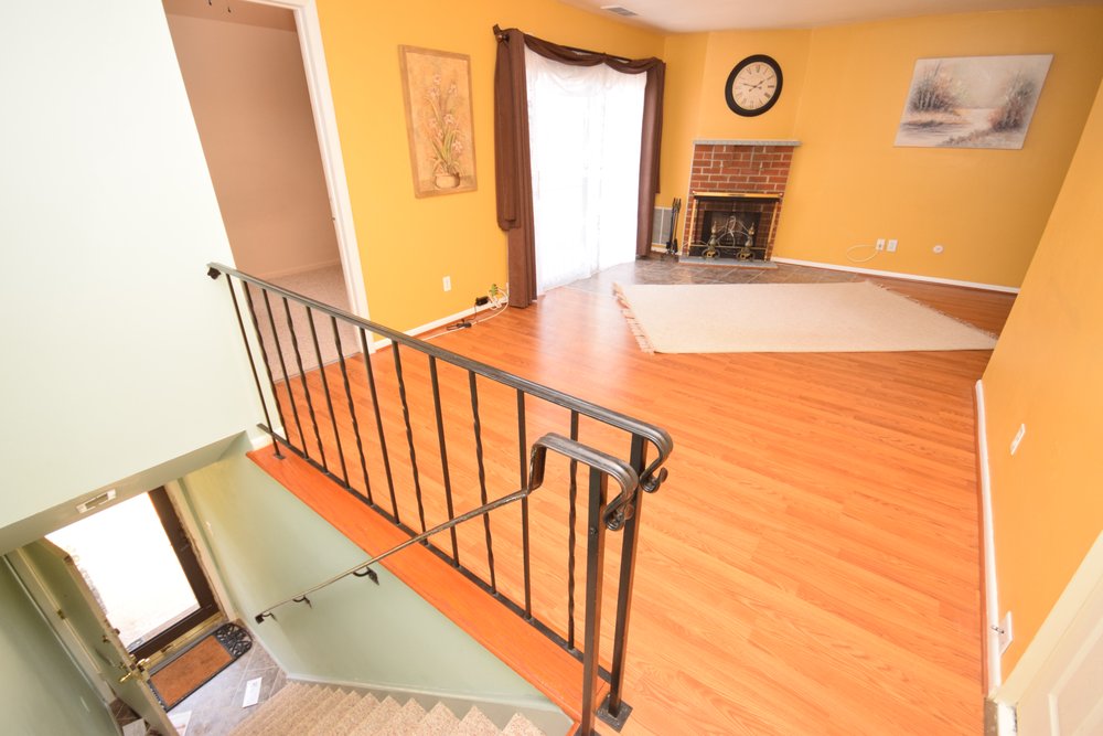 Slide of Handy Hammer Home Repair