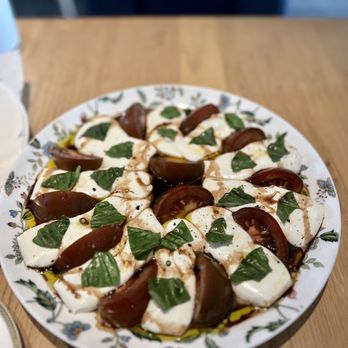 Rocca - Mozzarella cart - Italian Near Me - Tampa, Florida
