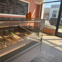 Splendora's Gelato Cafe - Some of their selections