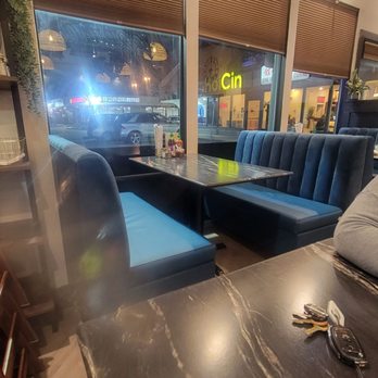 Pho Momma - Comfortable seats love it - Noodles Near Me - Sacramento, California Pho Momma - Comfortable seats love it - Noodles Near Me - Sacramento, California