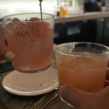 Hippo - Drinks at the bar. - American Near Me - Los Angeles, California Hippo - Drinks at the bar. - American Near Me - Los Angeles, California