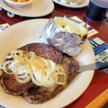 Wolfy’s Leesburg Restaurant - New American Near Me - Leesburg, Florida