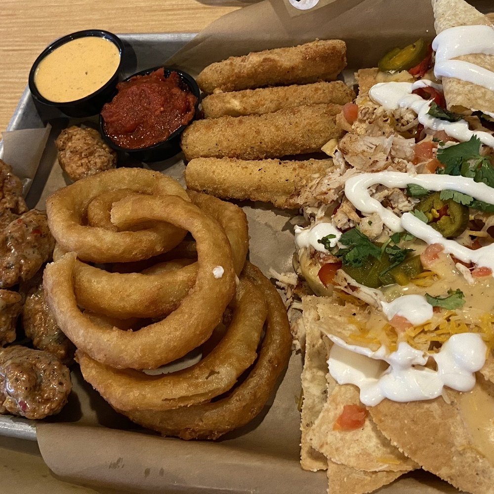 Buffalo Wild Wings - Appetizers sampler - American Near Me - Rockford, Illinois