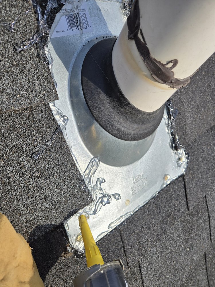 Slide of C&D Renovations and Automotive