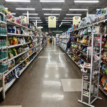 Hannaford Supermarkets - Hannaford Kingston NY. Clean, spacious, and well kept. - Grocery Near Me - Kingston, New York Hannaford Supermarkets - Hannaford Kingston NY. Clean, spacious, and well kept. - Grocery Near Me - Kingston, New York