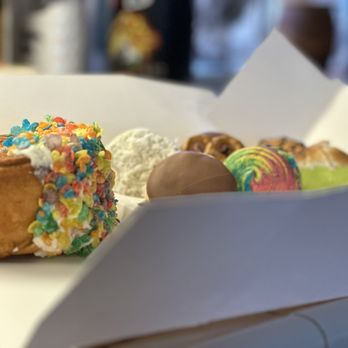 Momma Mondragon’s Macarons - a box of donuts - Macarons Near Me - Moreno Valley, California