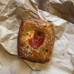 Tomato and scallion danish