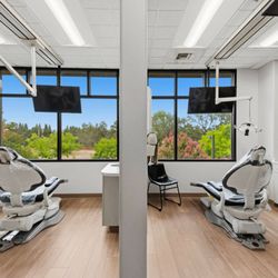 The Folsom Dentist