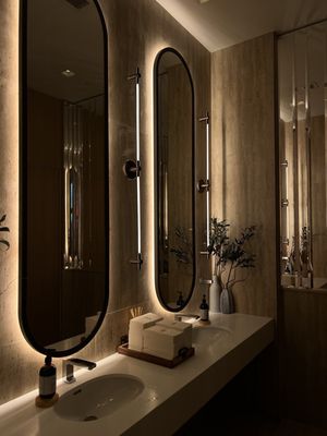 Avra Miami by null