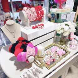 Painted Tree Boutiques - Booth B-6