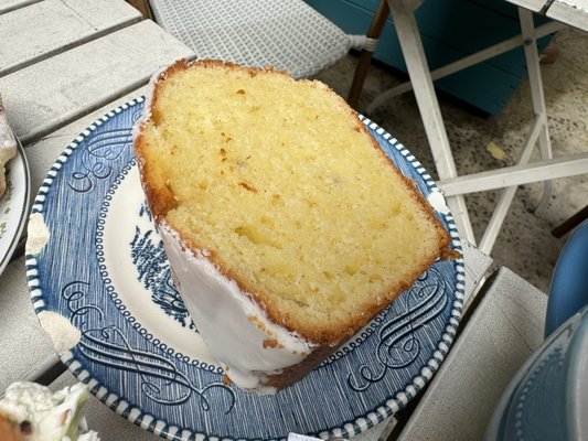 The Chipped Cup by null