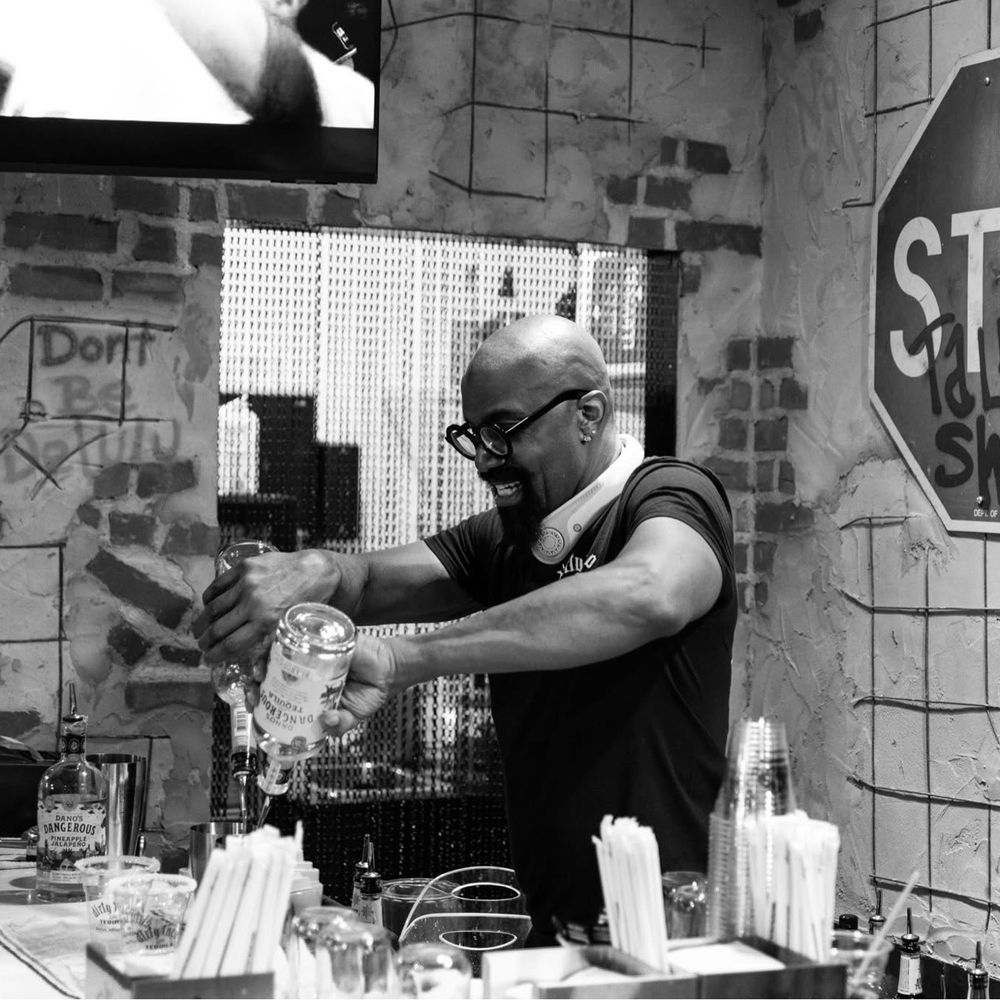 Dirty Taco + Tequila Bayside - Bartender making drinks. - Tacos Near Me - Bayside, New York