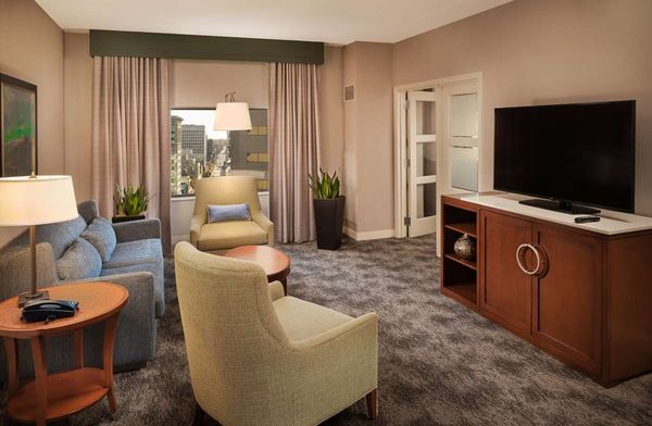 Hilton Lexington/Downtown by null