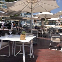 Pez Playa - Bar from corner view
