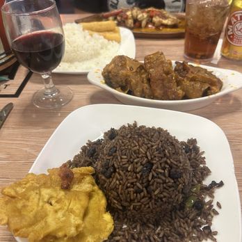 La Roca - Tostones and moro rice - Cuban Near Me - Cape Coral, Florida