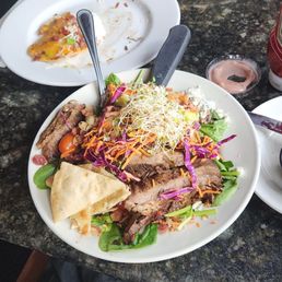 Spotswood salad with London broil Spotswood salad with London broil