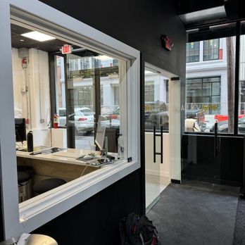 Krystal Clear Glass - Glass & Mirrors Near Me Krystal Clear Glass - Glass & Mirrors Near Me