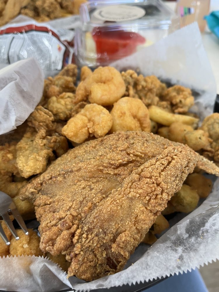 ORANGELAND FISH & SEAFOOD RESTAURANT Updated November 2024 20