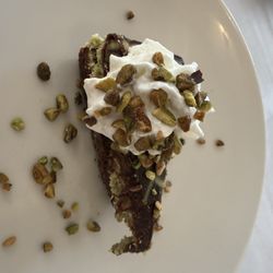 Charlesworth Hotel & Restaurant - Dubai pistachio cake