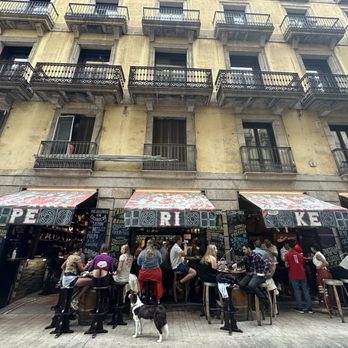Perikete - Tapas Bars Near Me - Barcelona, B