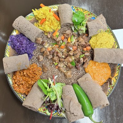 Mama Africa Cafe Restaurant and Bar by null